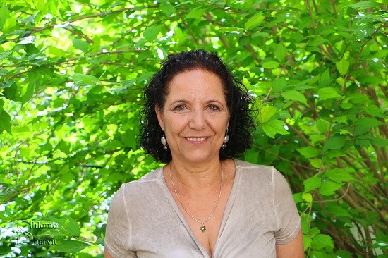  גב' שרה יצחק
